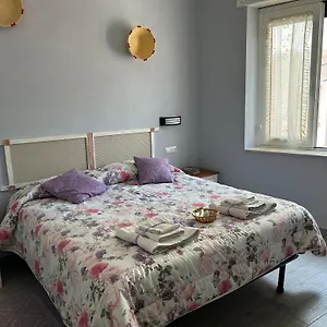 Couette-café Babay, Guspini
